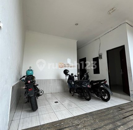 Get Ready to Profit! Negotiate Until Deal Sold: Strategic Location Boarding House, Ideal for Passive Income Investment, Just Steps Away from Kopro Market, Close to Campus, Mall, and Tanjung Duren Culinary Center, West Jakarta 2