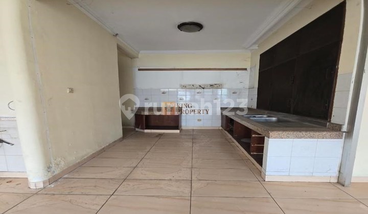 Strategis! SHM Dijual Rumah Hook Intercon Kebon Jeruk 1,5 Lantai Unfurnish Lokasi Strategis, Jakarta Barat 2