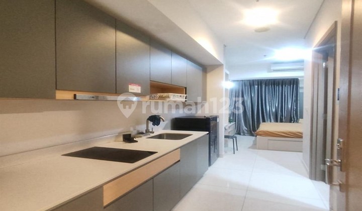 Super Rekomen Utk Invest!Strategis Dekat Berbagai Universitas Selangkah ke Taman Anggrek Mall Hublife Central Park Mall Jual Cepat Studio Furnished Apartemen Taman Anggrek Residence