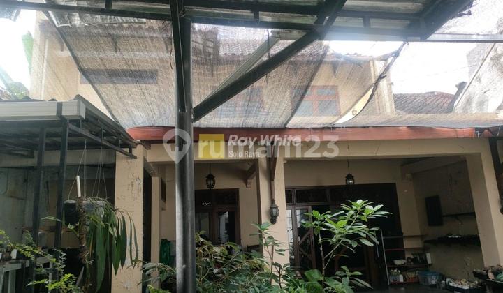 Strategic House in the Heart of the City, Purwosari, Laweyan, Surakarta (Near the Station) 2