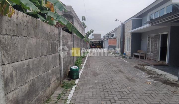 Rumah Modern Minimalis Siap Huni di Mojosongo, Jebres, Solo 2
