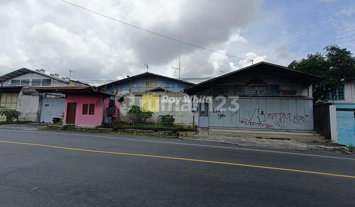 Warehouse for Sale on Jl. Sumpah Pemuda, Mojosongo, Jebres, Surakarta
