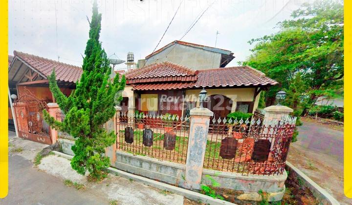 Dijual Rumah Hook Luas 250 M² di Kawasan Elite Fajar Indah Jajar Solo