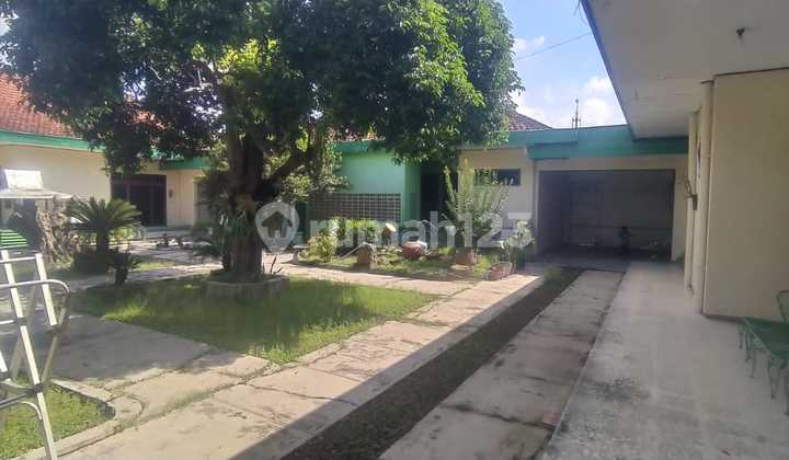 Rumah Legend Untuk Keluarga Besar, Pucangsawit, Jebres, Surakarta 2