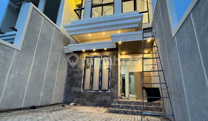 Rumah Baru Greenlake Wonorejo Dijual Siap Huni