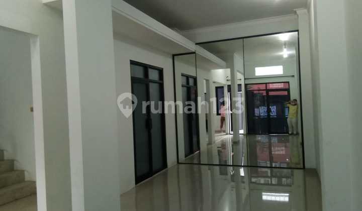 Rumah Griya Asri Pakuwon City, Dijual Siap Huni 2