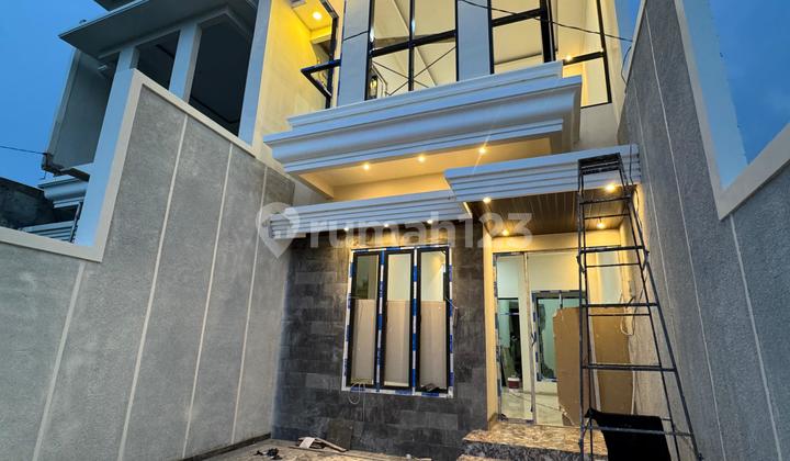 Rumah Baru Greenlake Wonorejo Dijual Siap Huni 2
