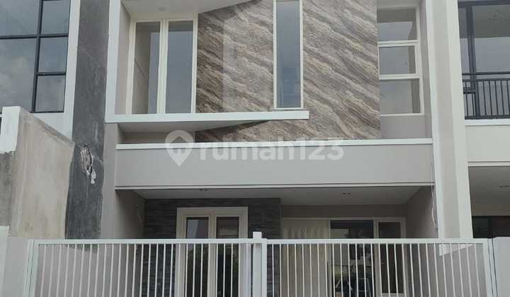 Menjual Rumah 2 Lantai - Pantai Mentari - Pakuwon City- Widya Mandala -rumah Shm Bagus