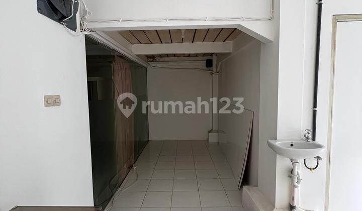 At Jl. Karang Empat Besar No. 89, Ploso, Tambaksari, Surabaya City, East Java, Indonesia, 60133, Tambaksari Ruko Ideal for Business [strategic location near Bebek Ht] 2