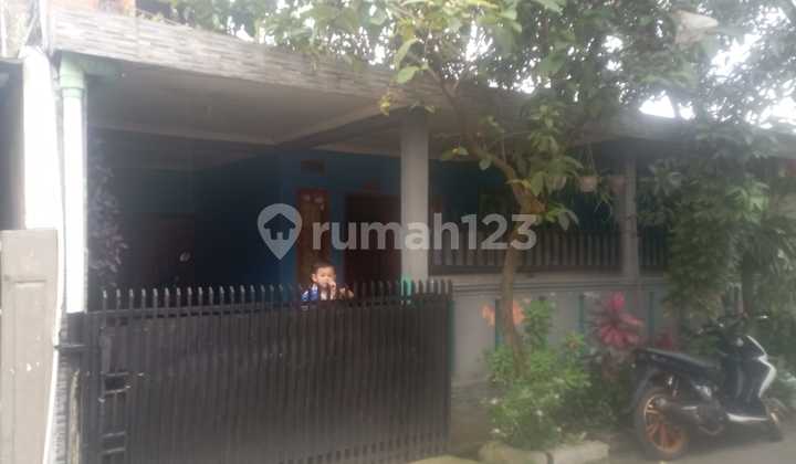 Rumah Dekat Tol Cileunyi Bebas Banjir Akses Mobil Rumah Dekat Tol Cileunyi Bebas Banjir Akses Mobil