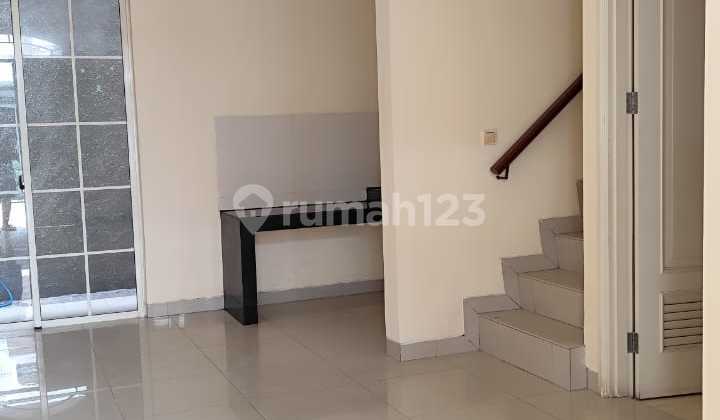 Disewakan Rumah Green Lake City Cluster Favorit 6x15 Furnished Disewakan Rumah Green Lake City Cluster Favorit 6x15 Furnished