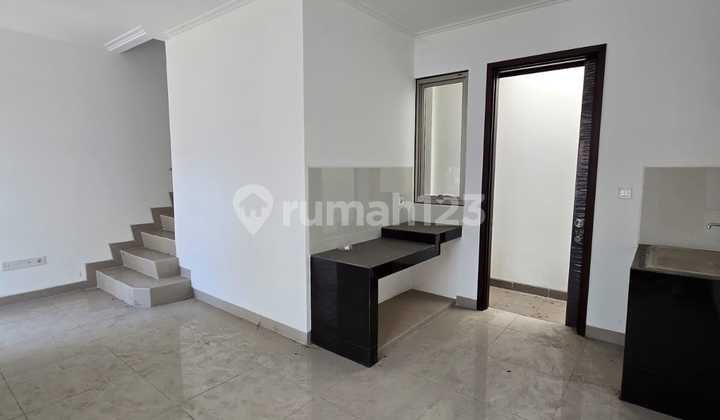 Disewakan Rumah Pik 2 Uk 6x10 Termurah