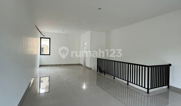 Disewakan Ruko Baru Lokasi Boulevard Jakarta Barat 2