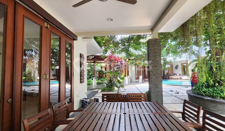 Rumah Mewah Cilandak LT 1925M² Pool Dekat MRT dan Toll