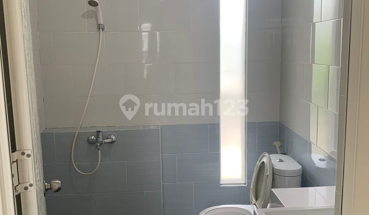 Dijual Ruamah Murah di Suvarna Sutera 2 Lantai
