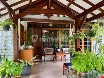 Dijual Rumah Mewah Nyaman Semi Furnish di Sukajadi Bandung Dijual Rumah Mewah Nyaman Semi Furnish di Sukajadi Bandung