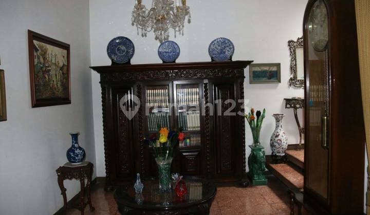 Homie Super Spacious Comfortable House in Pasteur Wing, Bandung 2