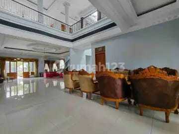 Dijual Rumah Super Luas Harga Terjangkau di Sarijadi Bandung Dijual Rumah Super Luas Harga Terjangkau di Sarijadi Bandung