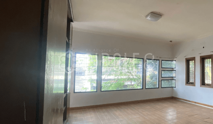 Rumah Kontrakan Bagus Semi Furnished Sarijadi, Bandung 2