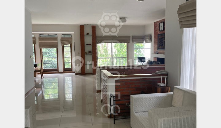 Rumah Bagus Semi Furnished Dago Pakar resort, Bandung