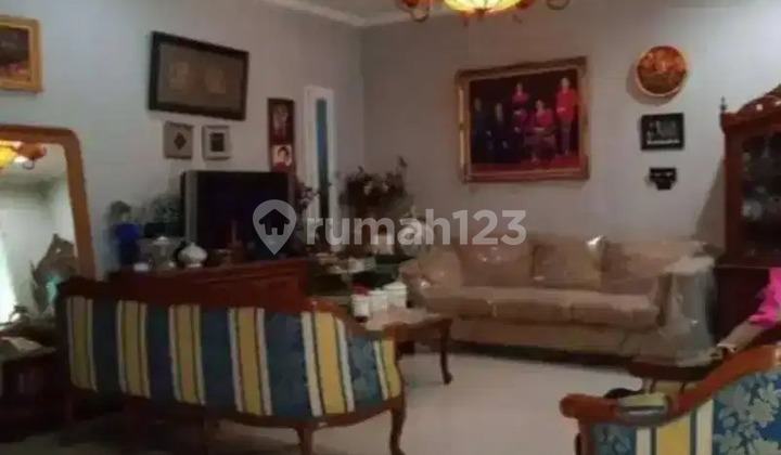 Dijual Rumah 2 Lantai Nyaman di Sadang Tengah Dago Bandung