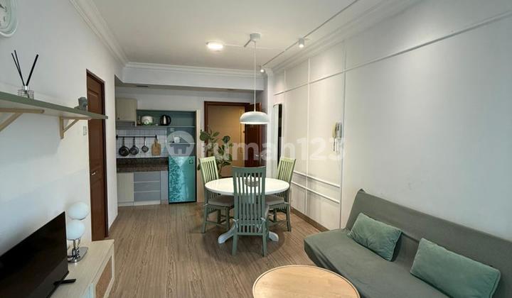 Fully Furnished Apartment with Beautiful View at Galeri Ciumbuleuit 1 2