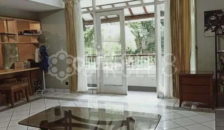 Rumah Bagus Semi Furnished di Ciumbuleuit, Bandung Rumah Bagus Semi Furnished di Ciumbuleuit, Bandung