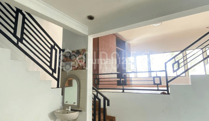 Rumah Kontrakan Bagus Semi Furnished Sarijadi, Bandung 1