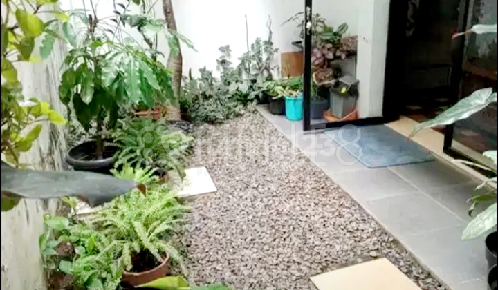 Rumah Bagus Furnished di Parongpong Geger Kalong, Bandung 2