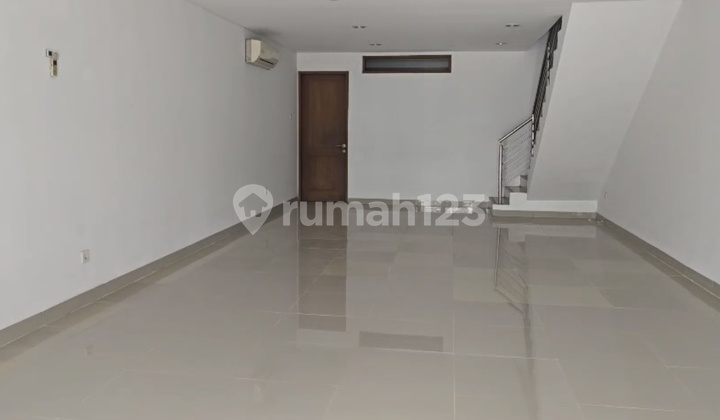 Disewa Ruko Terenovasi di Lippo Cikarang, Ruko Podium 2 Lantai 