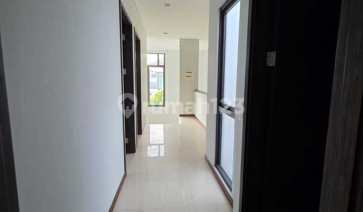 For Sale Lecwood House 2