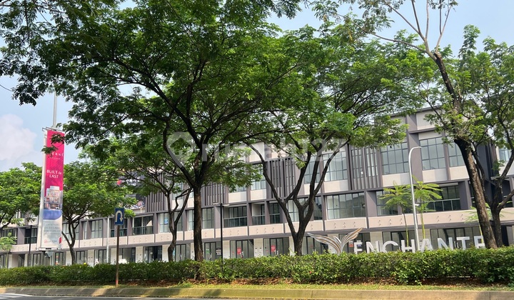 Enchante BSD 3-Storey Shophouse Fronting the Road, Quick Sale Best Price