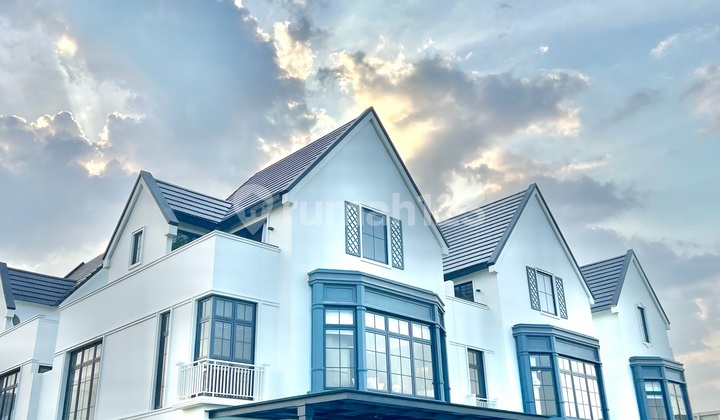 Louise Gading Serpong House Ready to Occupy, 10 Meters Wide, Near Mall SMS