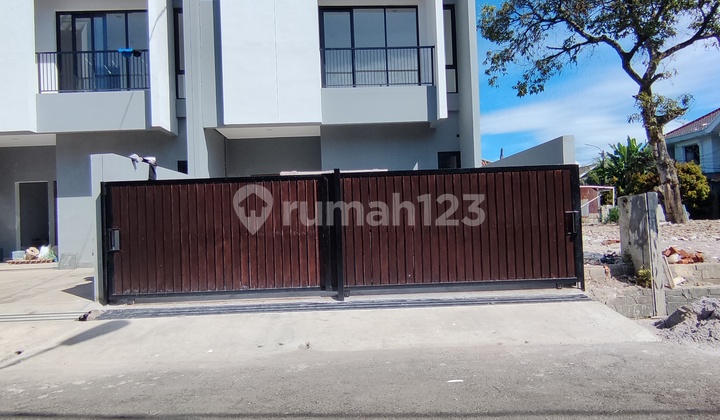 Rumah Siap Huni dengan Lokasi Premium di Kota Bandung