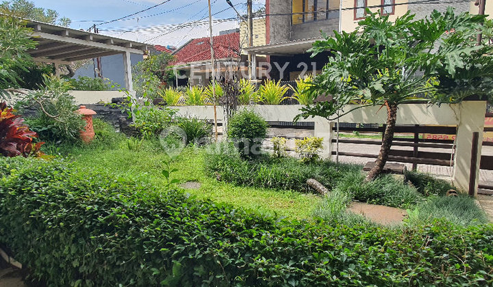 Residential House Suitable for Office Near Jl. Purwakarta Antapani Bandung 2