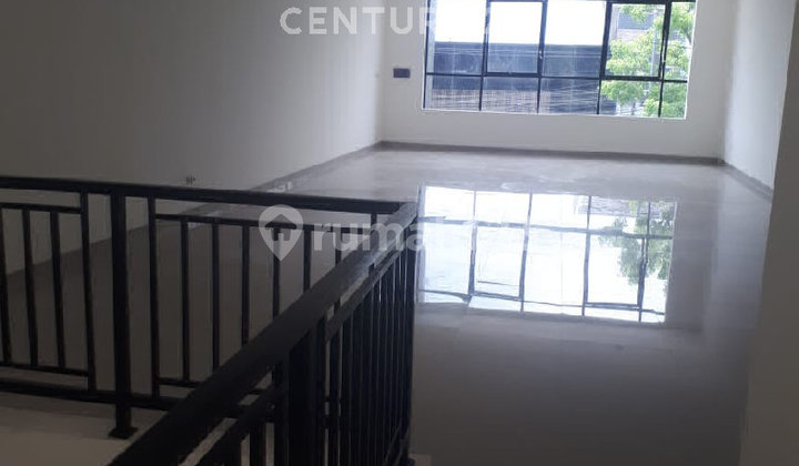 New 2-Story Shop House on Main Road Ciwastra, Bandung City 2