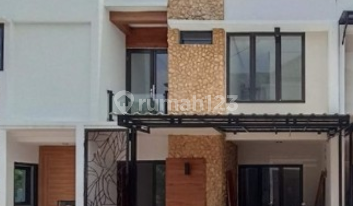 Rumah Cantik Di Belakang Margo City Depok Ada Kolam Renang 2