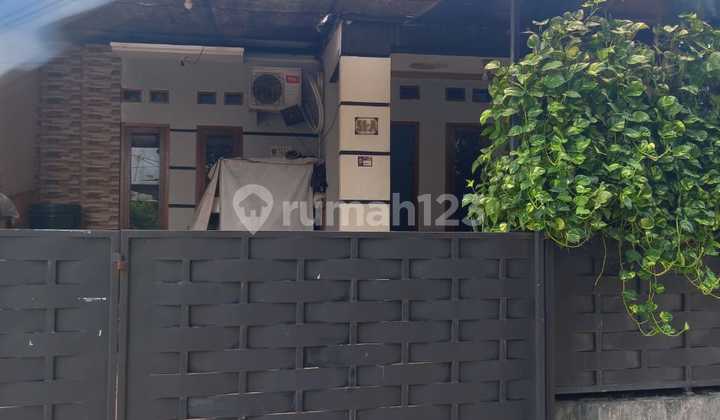 Nice Semi Furnished House with SHM in Sukmajaya, Depok Nice Semi Furnished House with SHM in Sukmajaya, Depok