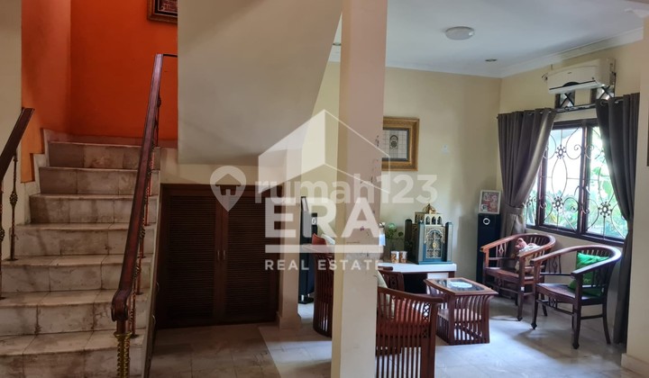 quick sale ready to occupy 2-story house in puri sriwedari 2