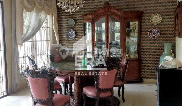 Disewakan rumah bagus , siap huni di tengah Kota Wisata 2