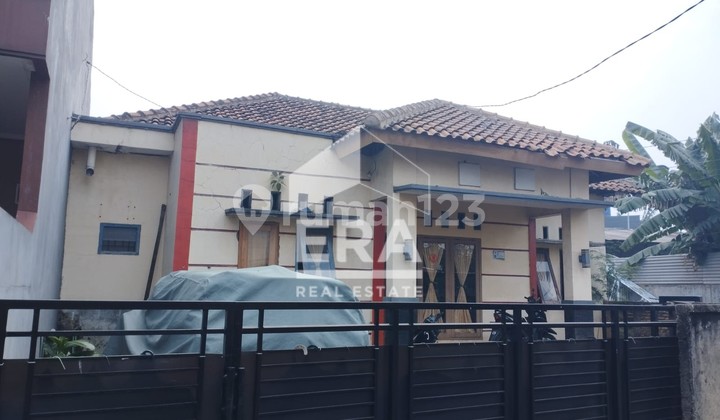 Dijual rumah bagus siap huni di Jakarta Timur 2