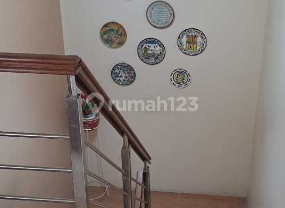 Beautiful House for Sale, Freehold Title, Semi-Furnished in Cibubur 2