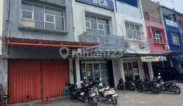 Dijual cepat Ruko 3 lantai , lokasi Strategis Pinggir jl. Kranggan Raya, cocok buat kantor komersial
