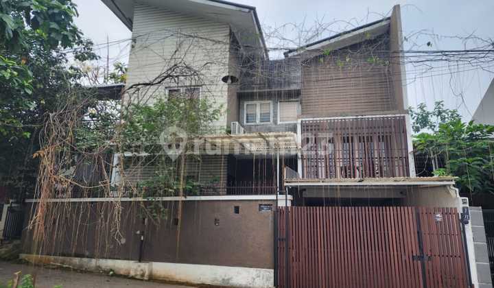 Quick sale of a Modern Minimalist house in Pondok Gede.