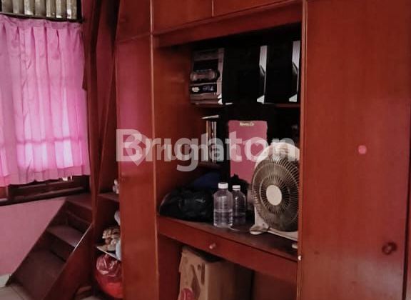 RUMAH TAMAN DUTA DEPOK 2