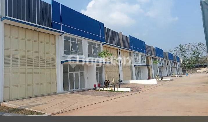 Modern Commercial Area Warehousing &amp; Shophouses in Bekasi