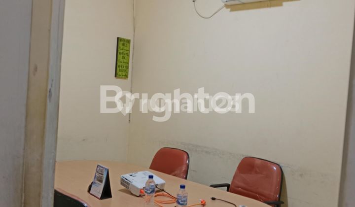 2-STORY SHOPHOUSE IN LENTENG AGUNG BUSINESS AREA - SOUTH JAKARTA 2