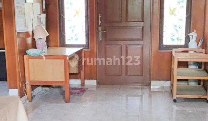 Comfortable & Serene Residence in Beji, Depok 2