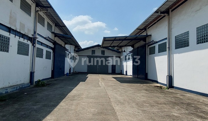 For Sale, Former Warehouse, Good Condition. Very Strategic Location. For Sale, Former Warehouse, Good Condition. Very Strategic Location.