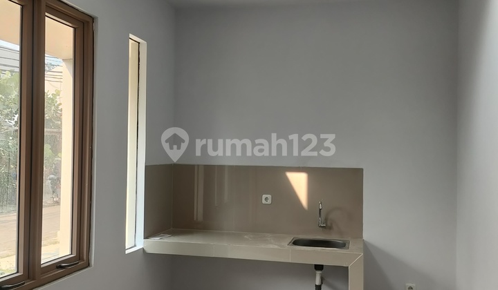 For Rent Springhill Yume Lagoon House - Tangerang